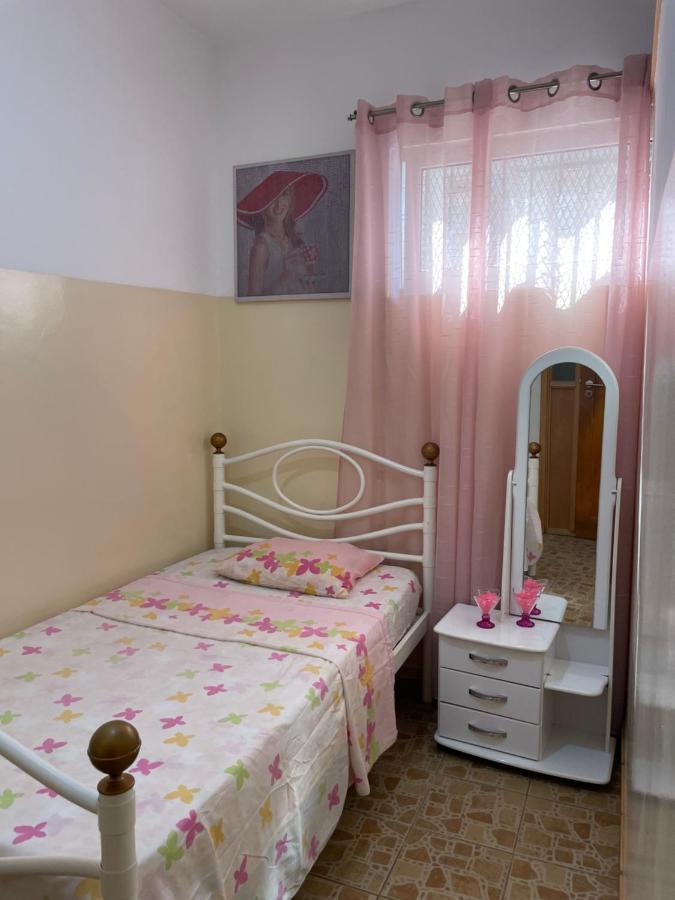 Apartamentos Avenida Praia Eksteriør billede